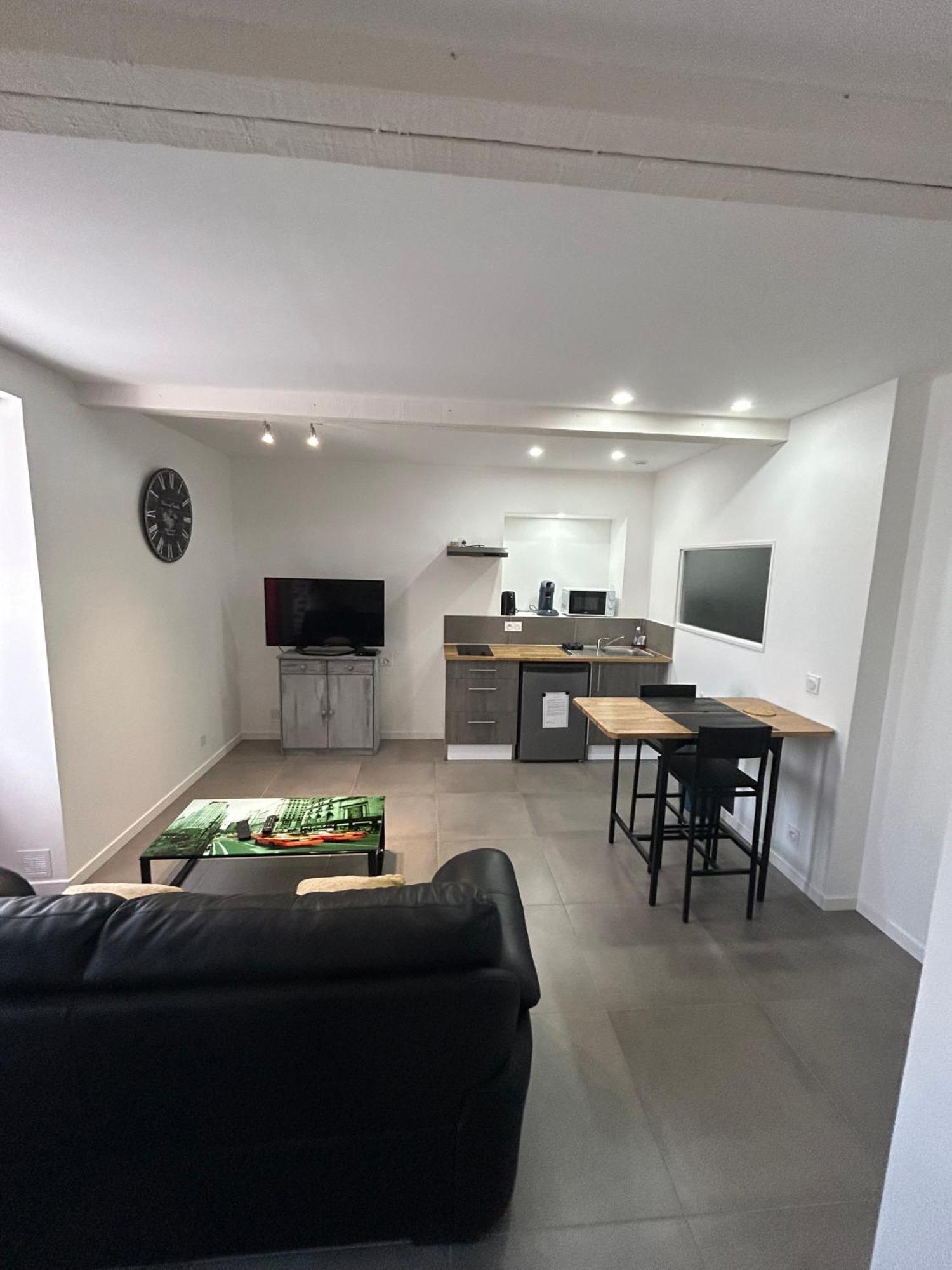 Appartement Entre Saint-Malo, Dinard, Dinan Et Dol Miniac-Morvan エクステリア 写真